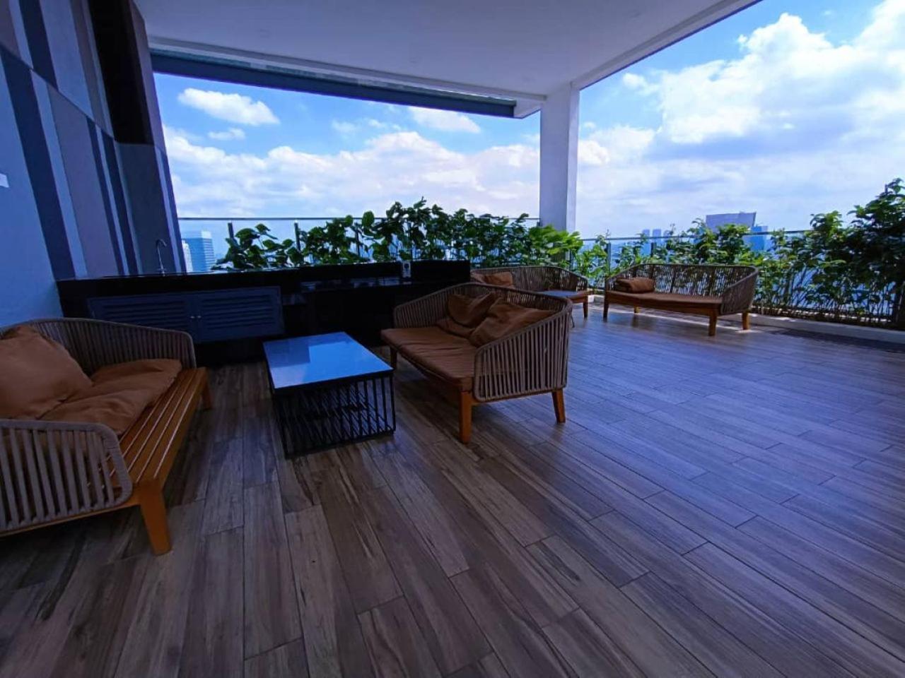 The Luxe Colony Klcc By Sky Pool Lägenhet Kuala Lumpur Exteriör bild